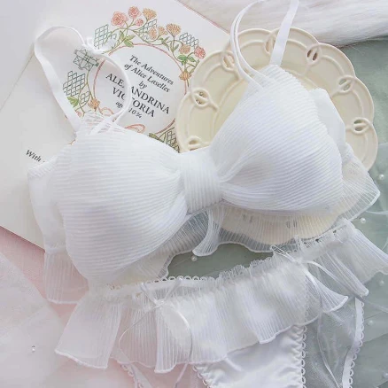New Japanese Bras Lolita Girls Folds Bow Lovely Underwear Set Mesh Sweet Rimless Bra Comfortable Sweet Cute