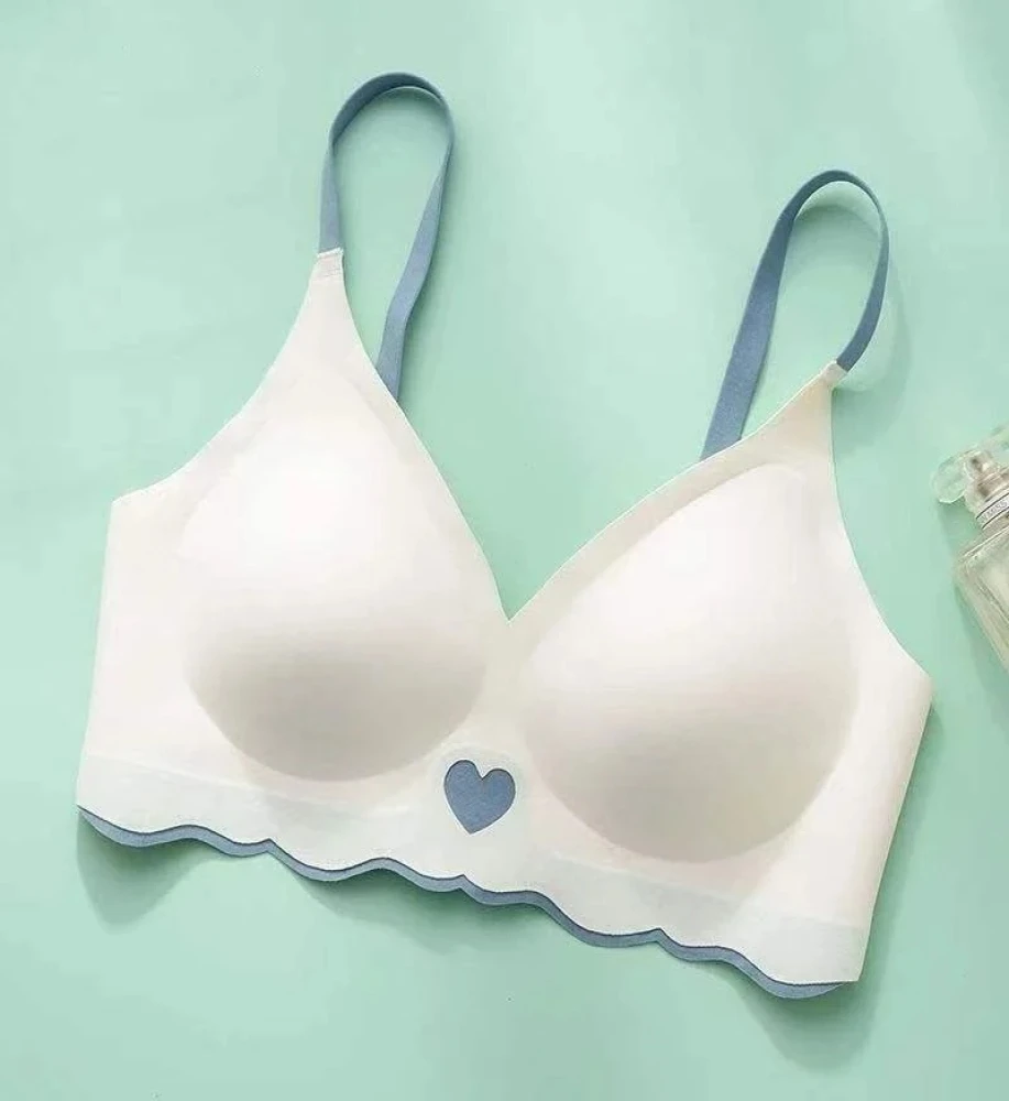 Love bra Women's seamless invisible bra, sexy lingerie, plunging V-neck, push-up, wireless bralette, bralette, underwear
